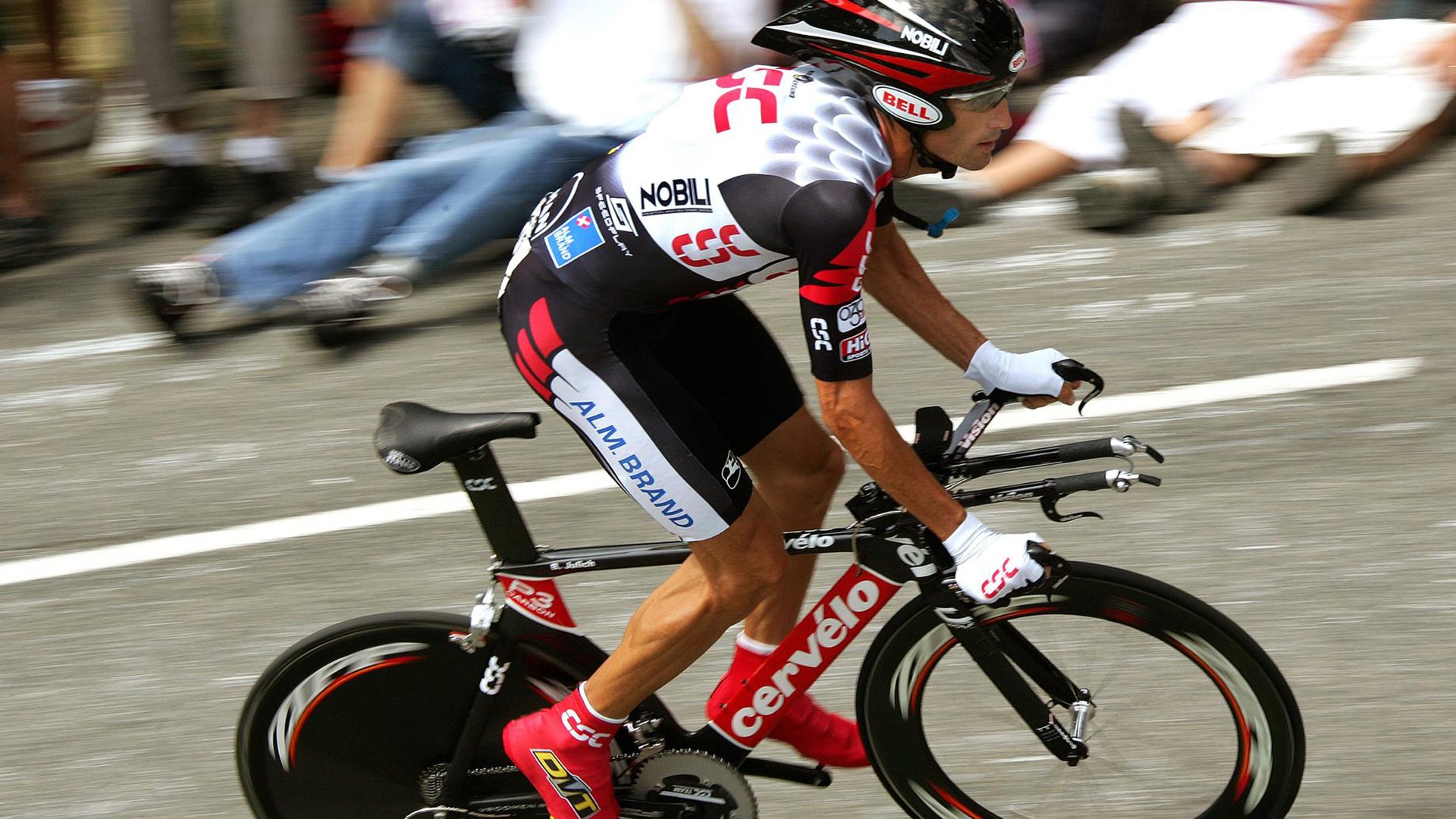 世界铁人三项系列赛东京站 中国队混合接力获铜创造历史